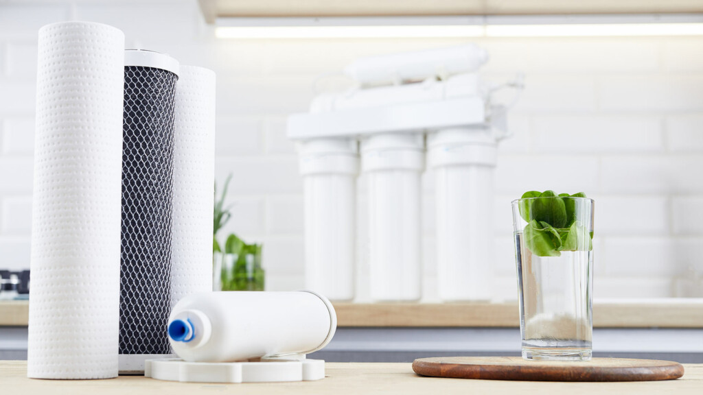 Delò - bere acqua del rubinetto fa bene - filtro acqua